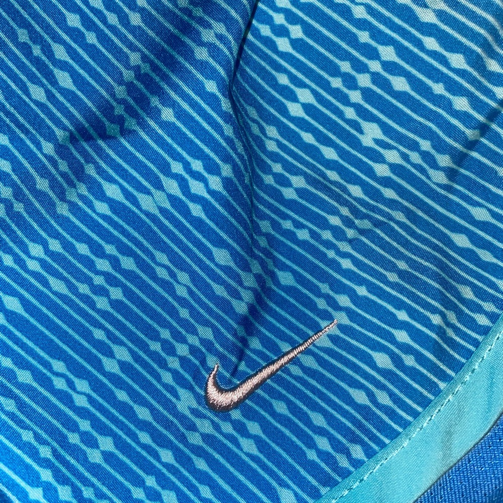 Nike shorts - Picture 3 of 3
